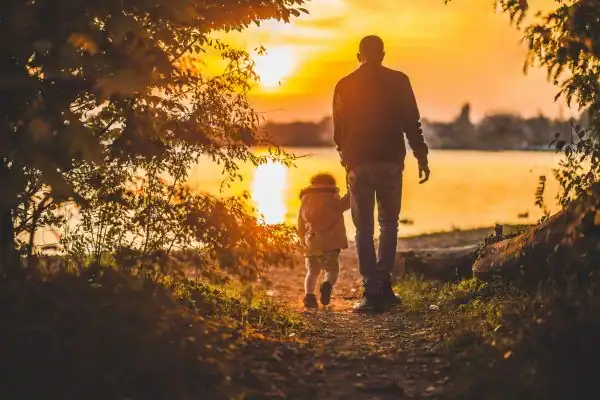 image of dad and child - parental alienation Southend-on-Sea